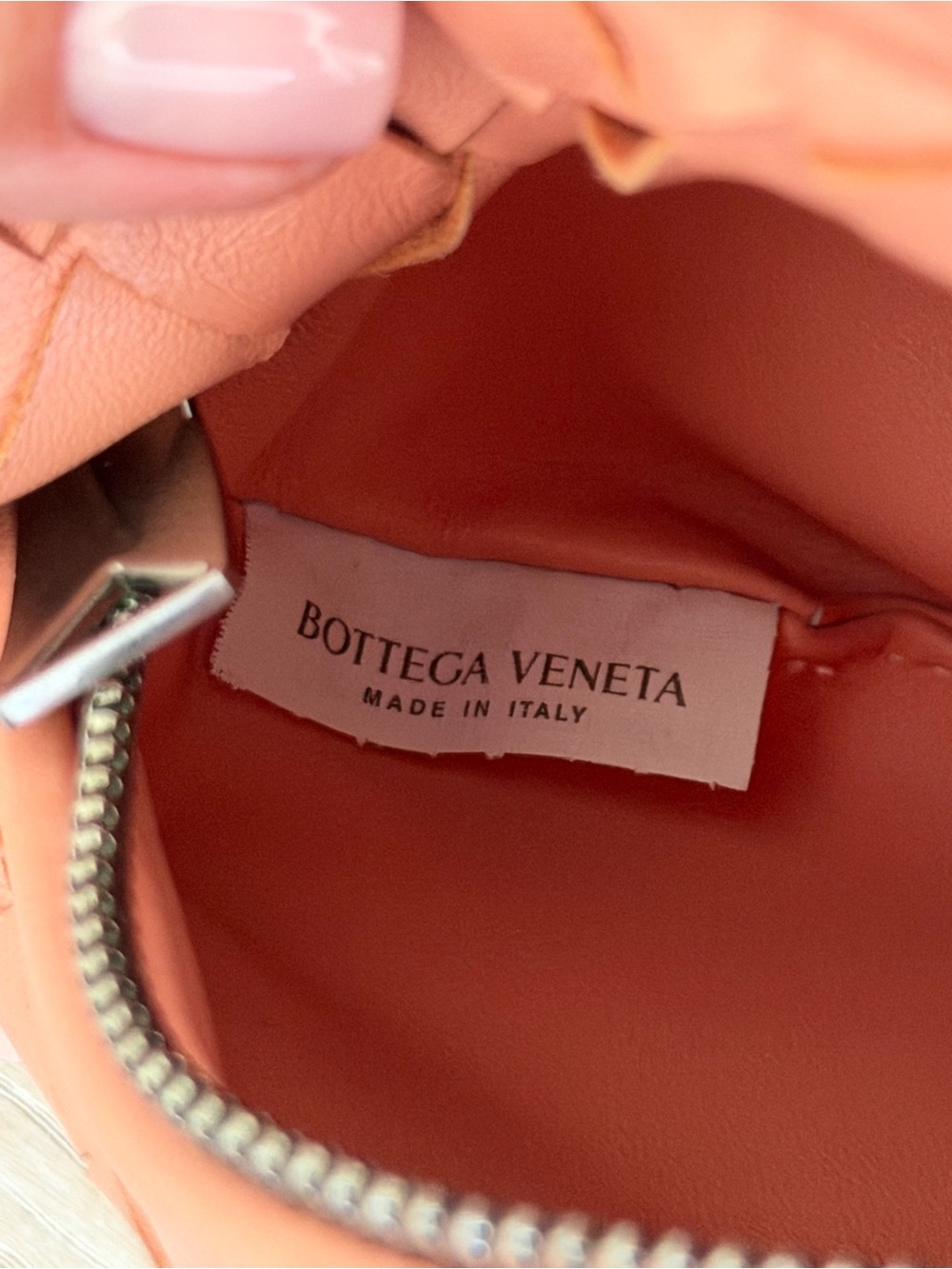 Bottega Veneta Mini Jodie in peachy pink - Picture 6 of 9